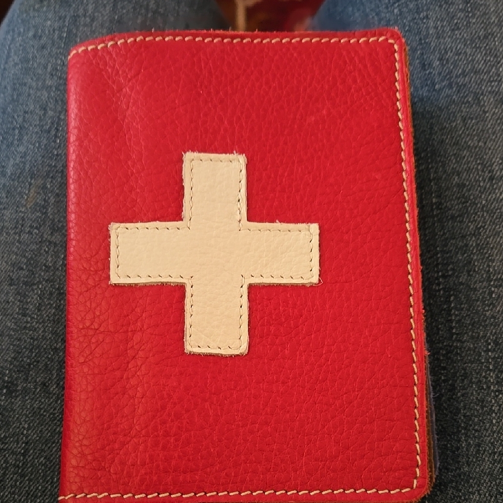 Roots Leather Passport Holder Switerland
